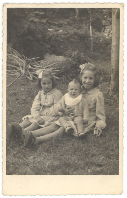 Foto ricordo dei tre figli