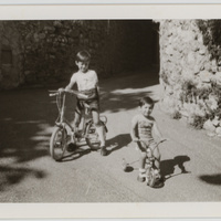 In bici con la "Graziella"
