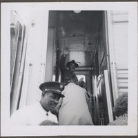 Ultimo saluto dalla nave